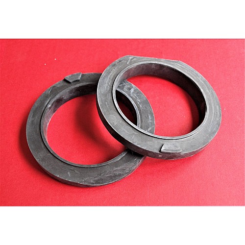 Triumph 2000  & Triumph Stag Front Coil Spring Lower Insulator Rings (Set of 2)  157136-SetA