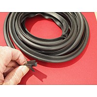 Triumph Saloon Door Rubber Seal 2500TC &  2000  Saloon MK2  3.5m Section 707220