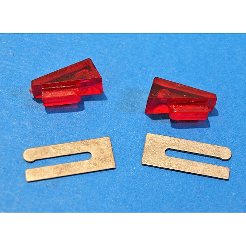 Jaguar & Daimler Sidelamp Marker (Jewel). (Sold as a Pair with the Clips )     C4691*-SetA