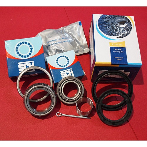 Borg & Beck Rear Wheel Hub Bearing Kit  Triumph Stag MK2 Saloon TR4 TR5 TR6   GHK1015   BWK254