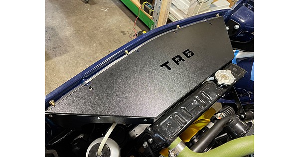 SCPL-British Radiator Shroud Duct For Triumph TR6 (1969-76) – Fiberboard, Made In UK, Original Style