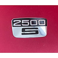 Triumph 2500 S Front Grille Badge  ZKC1521  BADGE20