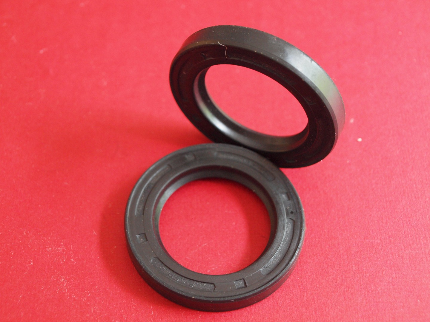 CIF Vespa PX 150 Rear Hub Oil Guard – 30x47x6 Italian Made Bearing Seal