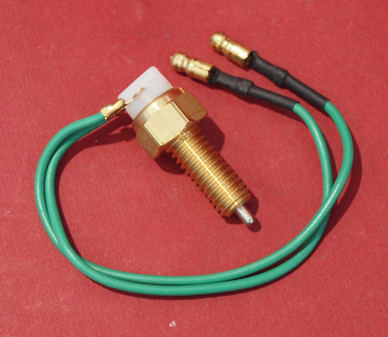 thumbnail image 2 of Switch Light Clip For 1973-1976 MGB & 1973-79 MG Midget – SCP British 141-440 / BHH1085 2 of 5